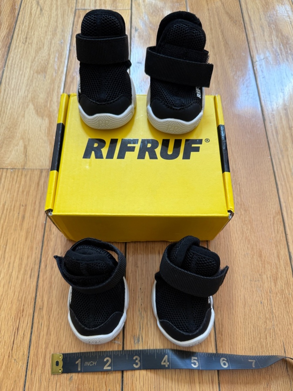 RIFRUF Caesar 1 Dog Sneakers, Black, Size 3, Mesh Velcro Sneakers